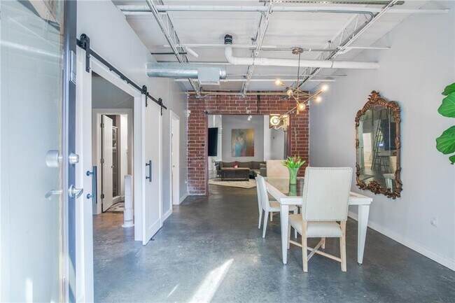 Foto del edificio - 174 Chester Ave SE