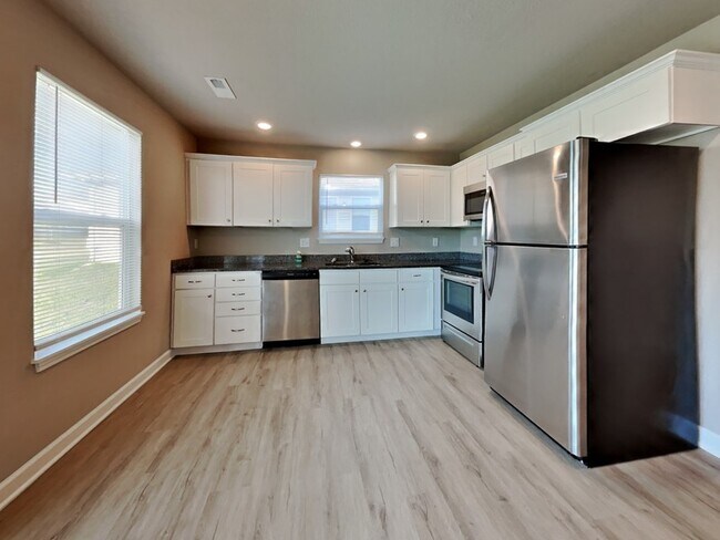 Foto del edificio - 207 SW Marigold St