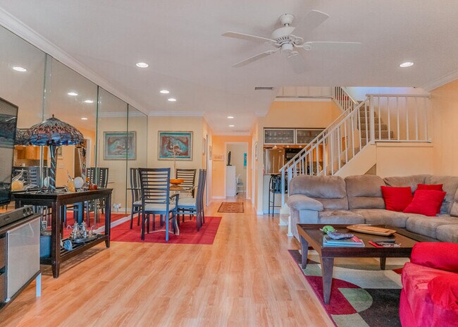 Foto del edificio - 1903 NE Media Ave