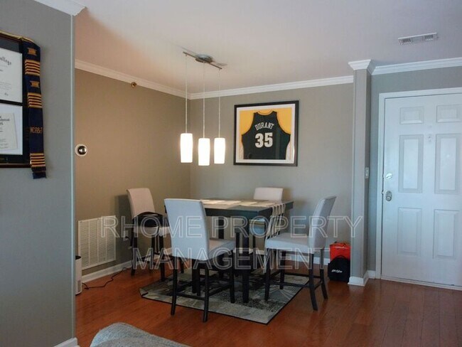 Foto del edificio - 1418 Highland Bluff Dr S E