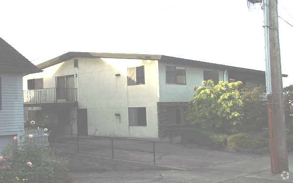 Building Photo - 501 NE 73rd St