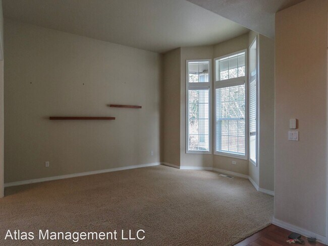 Foto del edificio - 5 br, 3.5 bath House - 311 Fairway St