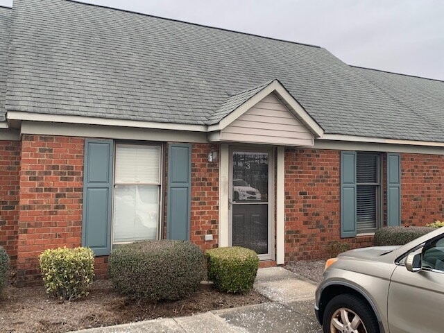 Primary Photo - "Charming 1-Bedroom Retreat in the Heart o...