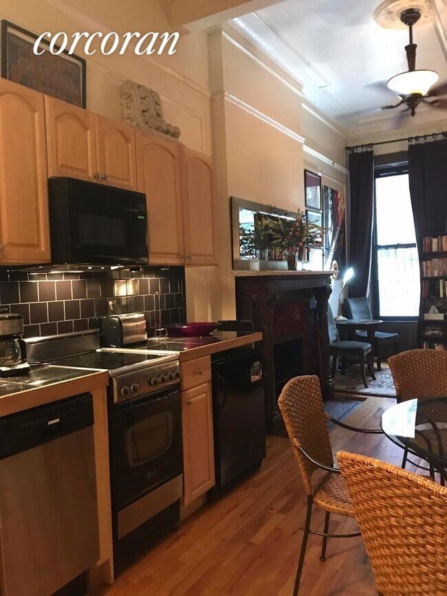 Building Photo - 548 W 142nd St