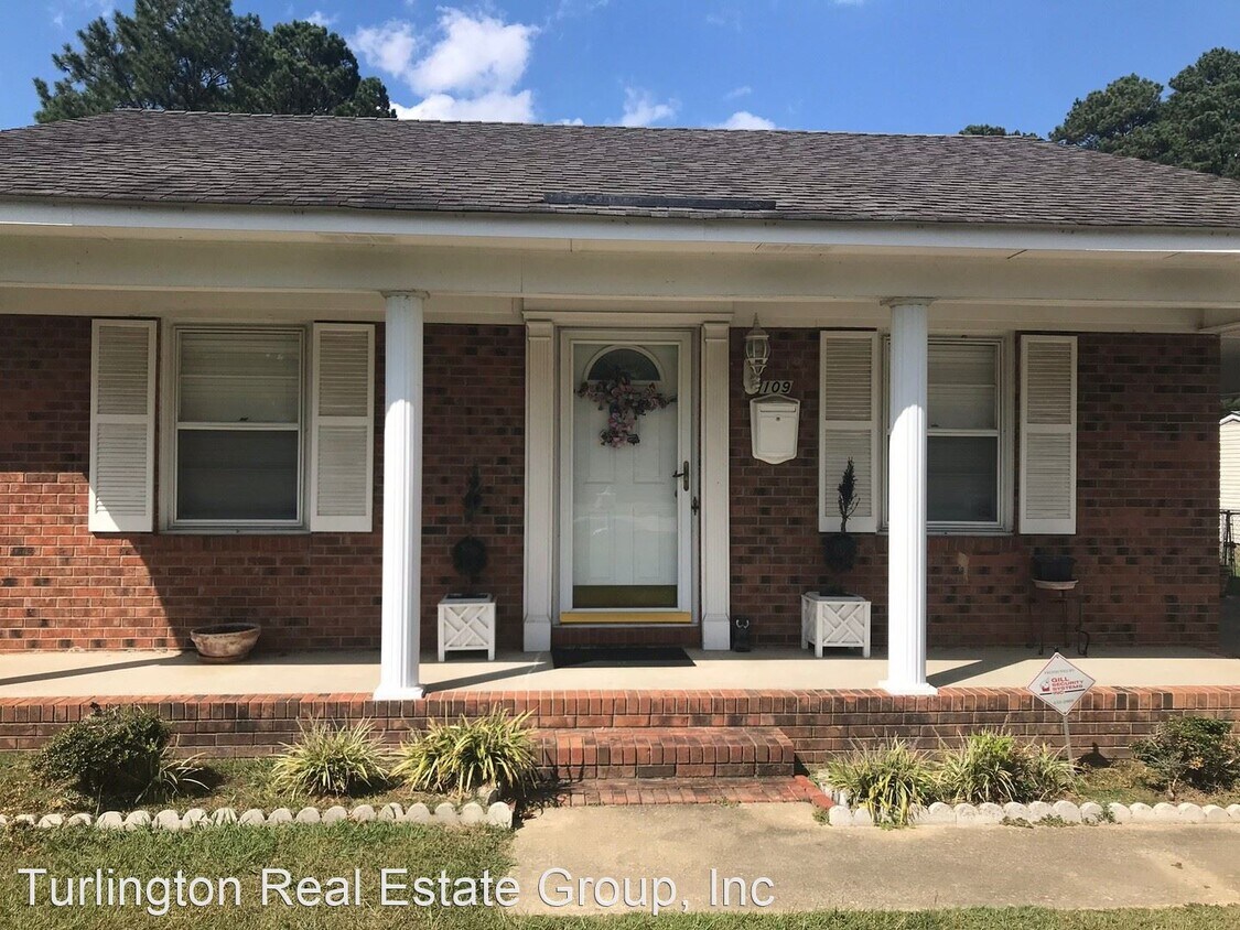 Primary Photo - 2 br, 1.5 bath House - 109 Jackson Road