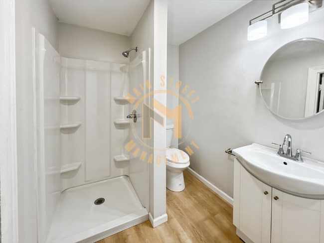 Foto del edificio - 1328 N Main St