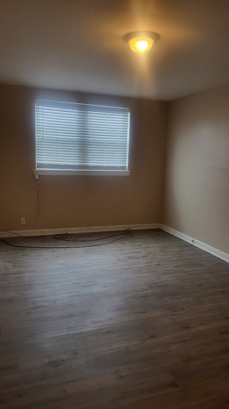 Building Photo - 8304-8306 Pickering Ave