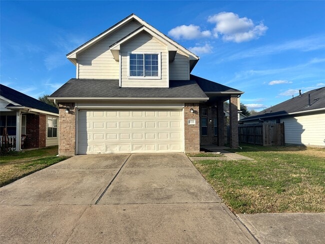 Building Photo - 19718 River Pointe Ln