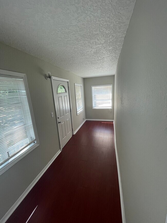 Foto del edificio - 5802 Doeboy St