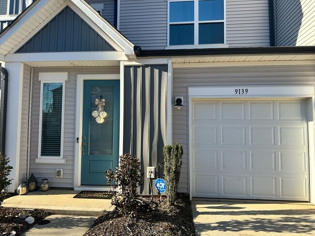 Photo - 9139 Widden Wy Townhome