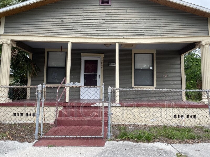 Primary Photo - 3606 N 18th St