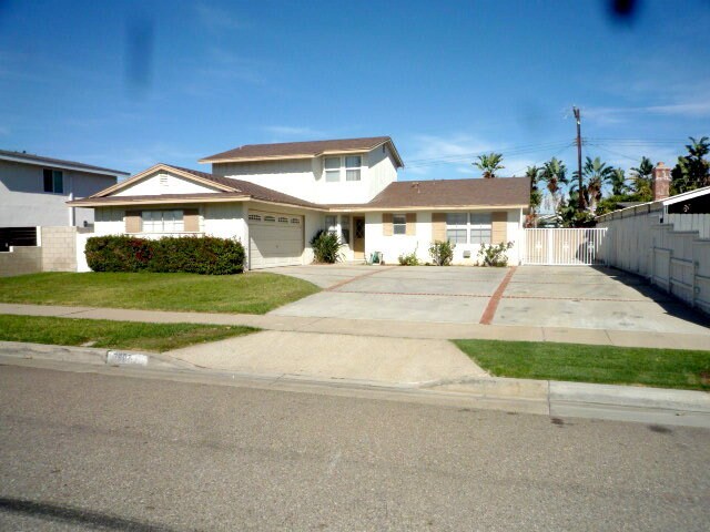 Primary Photo - 3807 E Silverleaf Ave