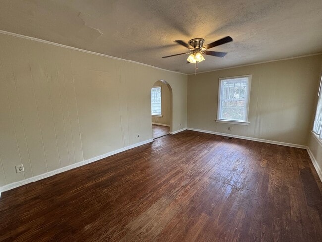 Building Photo - Cozy 3/1 House in South Rome- $1,095