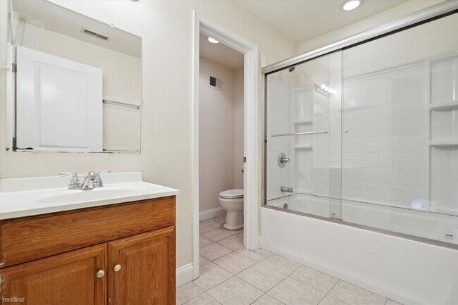 Foto del edificio - 3 br, 1 bath Duplex - 1939 N GRATZ ST Unit B