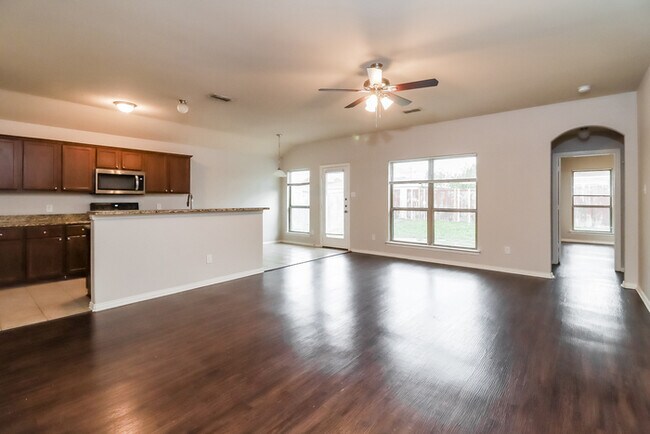 Building Photo - 3153 Hanna Ranch Blvd