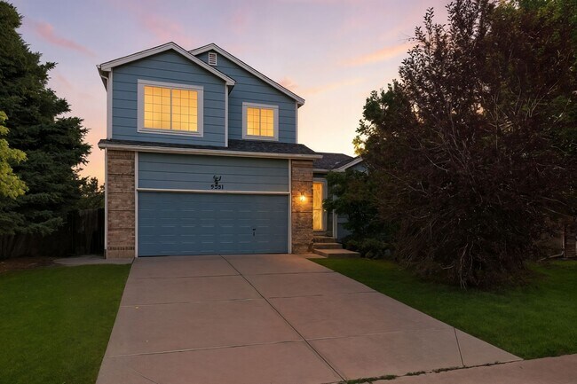 Building Photo - Beautiful, Well-Maintained 4 Bed/4 Bath Ho...