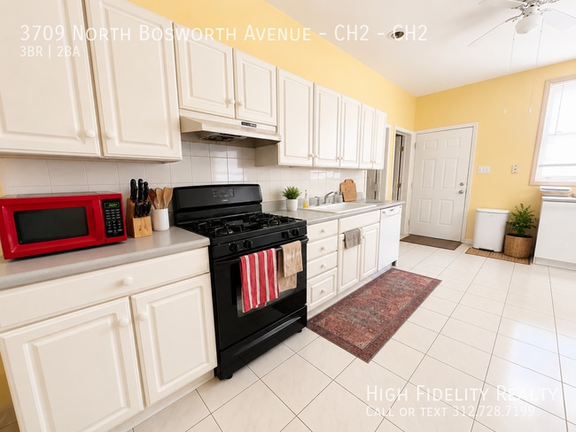 Building Photo - 3709 N Bosworth Ave