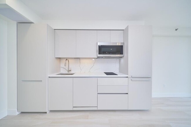 Building Photo - 0 bedroom in Brooklyn NY 11230