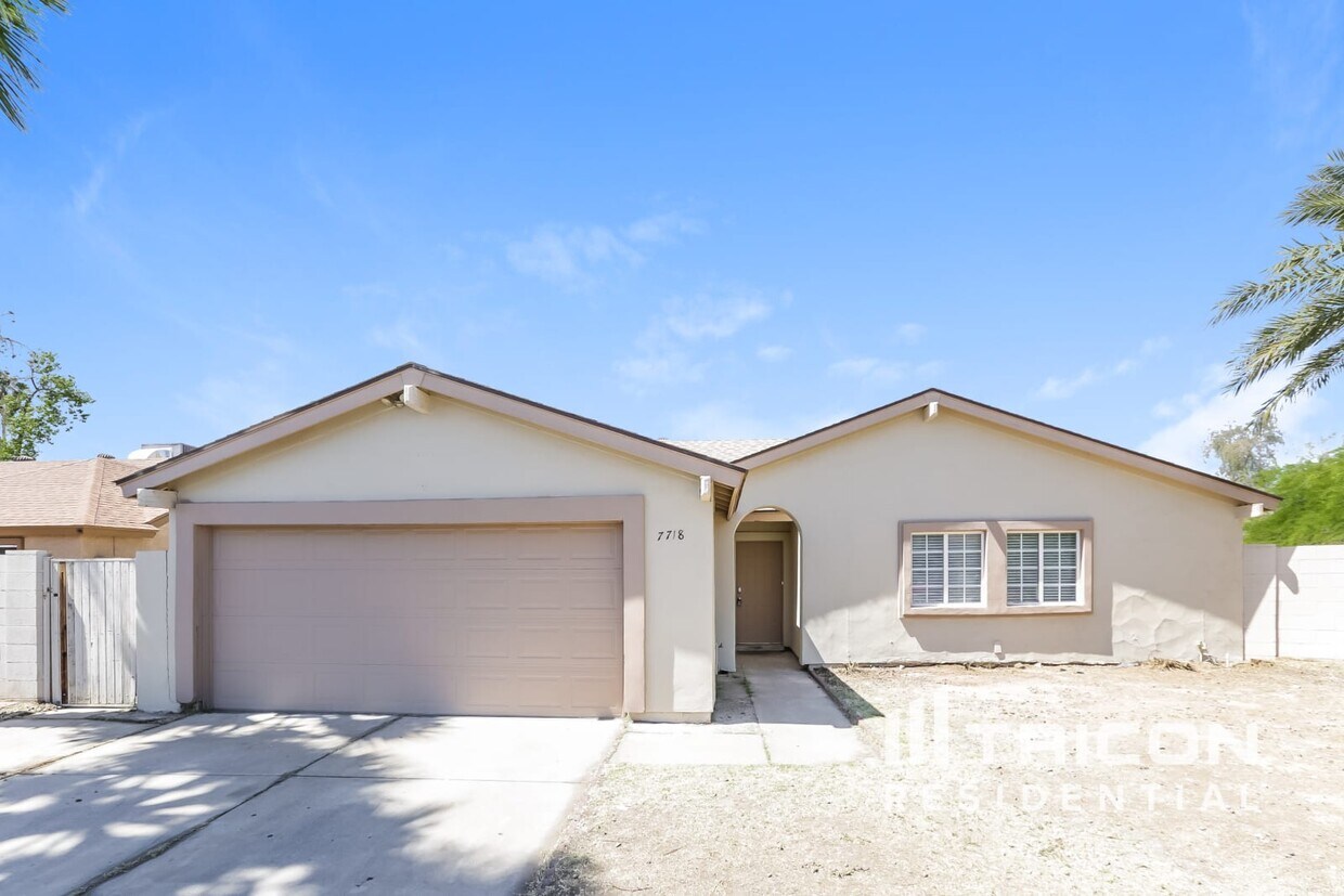 Foto principal - 7718 W Hazelwood St