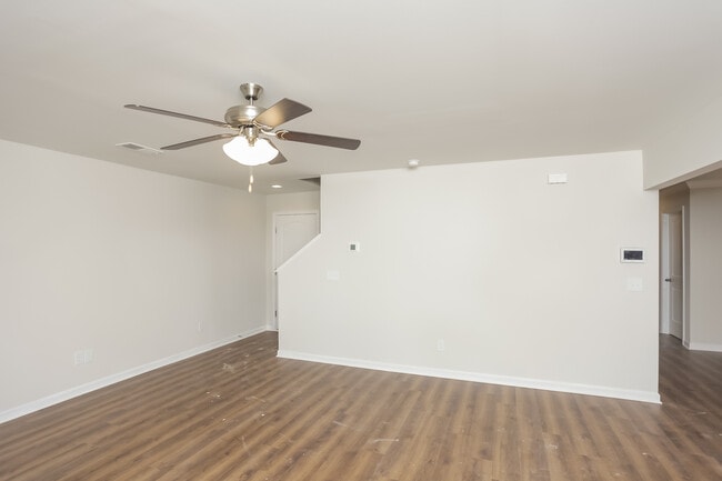 Building Photo - 30 Arizona Ct