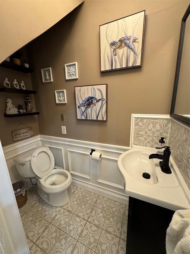 Foto del edificio - 753 Clarence Ave