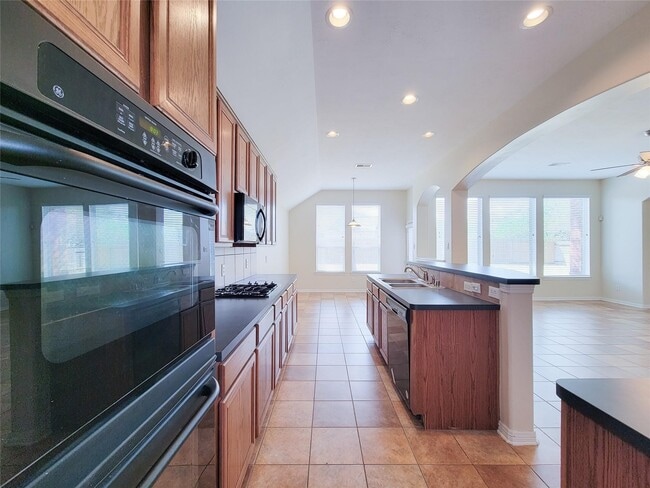 Building Photo - 25219 Piney Heights Ln