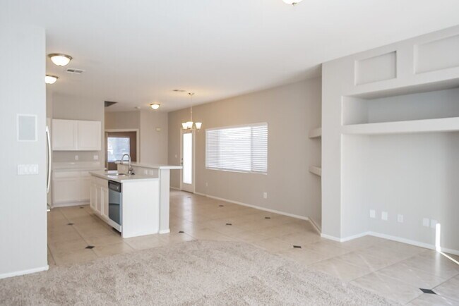 Foto del edificio - 5912 Crumbling Ridge St