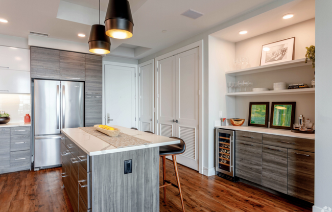 Foto del edificio - 2400 E Cherry Creek South Dr