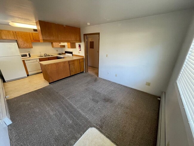 Building Photo - 4006 E Steven Dr