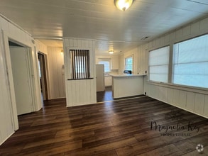 Building Photo - 7203 Porcher Dr