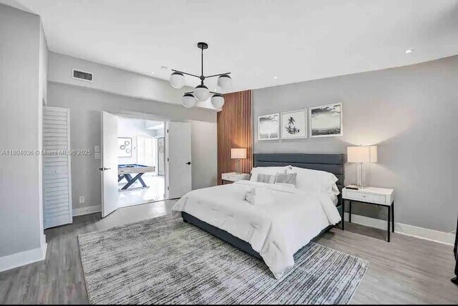 Foto del edificio - 1649 NE 8th Ave