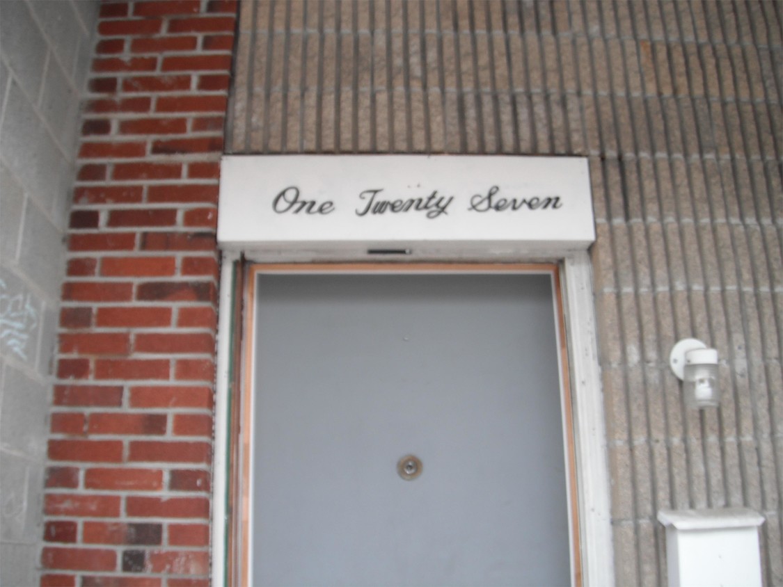 Primary Photo - 127 State St