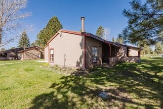 Building Photo - 217 Pinon Causeway