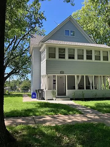 Primary Photo - 1782 Ames Pl E