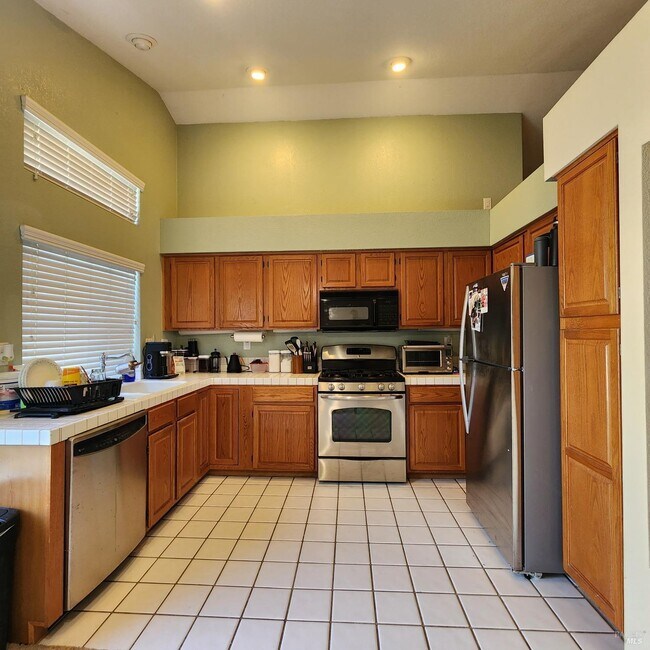 Building Photo - 400 Bald Eagle Dr