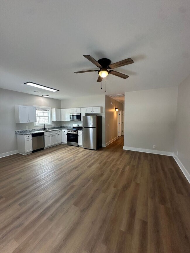 Foto del edificio - Brand New 2Bed/2Bath Apartment in Shelbyvi...
