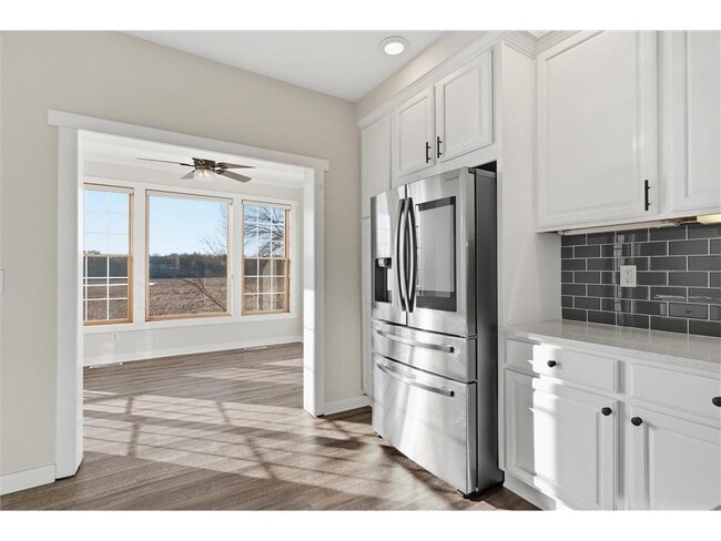 Building Photo - 972 Fairfield Ct