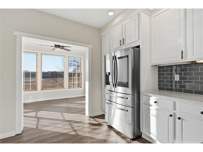 Foto del edificio - 972 Fairfield Ct