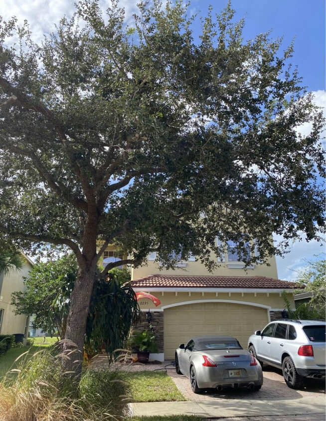 Primary Photo - 2295 NW Padova St