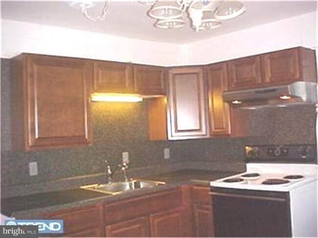 Foto del edificio - 205 Magnolia Rd