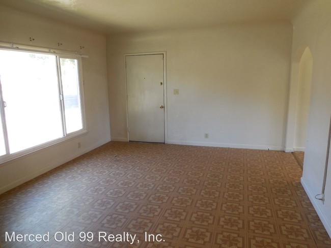 Building Photo - 1 br, 1 bath Apartment - 1146 V St 1144 V St