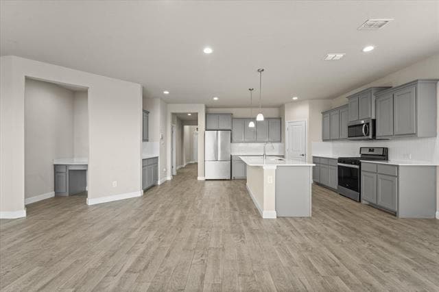 Foto del edificio - 1354 Madeline Ln