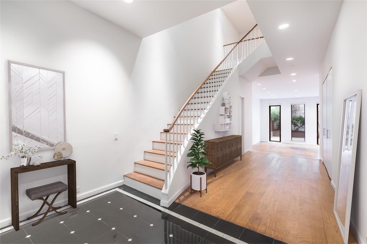 Primary Photo - 232 East 67th Street