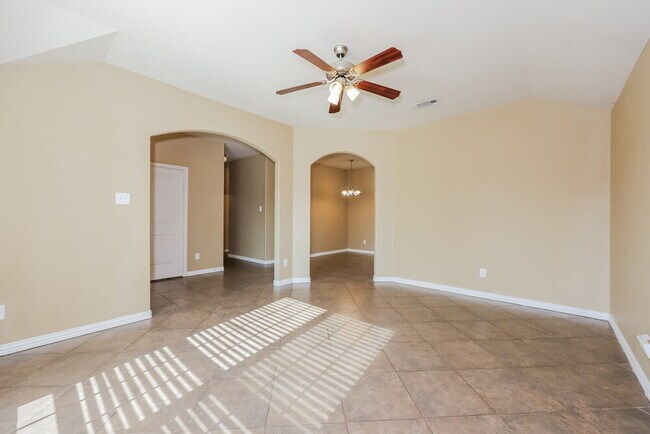 Foto del edificio - 7681 Hollow Point Dr