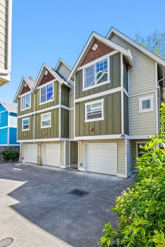 Primary Photo - 3bd/3ba Seattle House