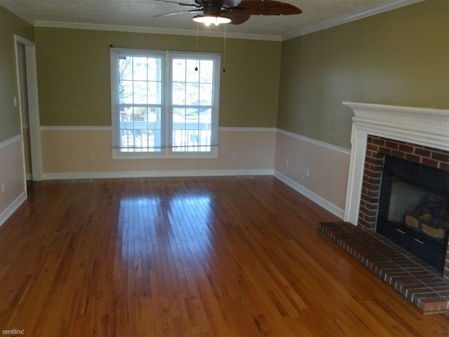 Building Photo - 159 Ridgeway Dr