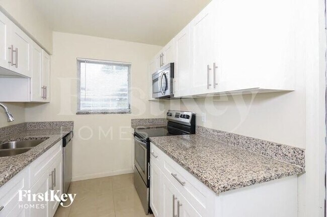 Foto del edificio - 6505 Flagler St