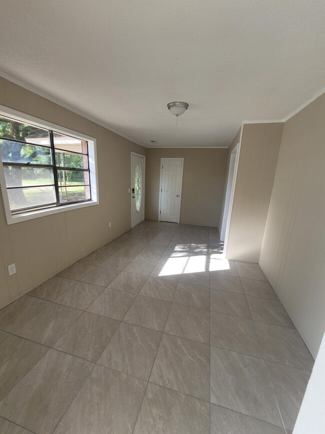 Building Photo - 129 Buckeye Ct