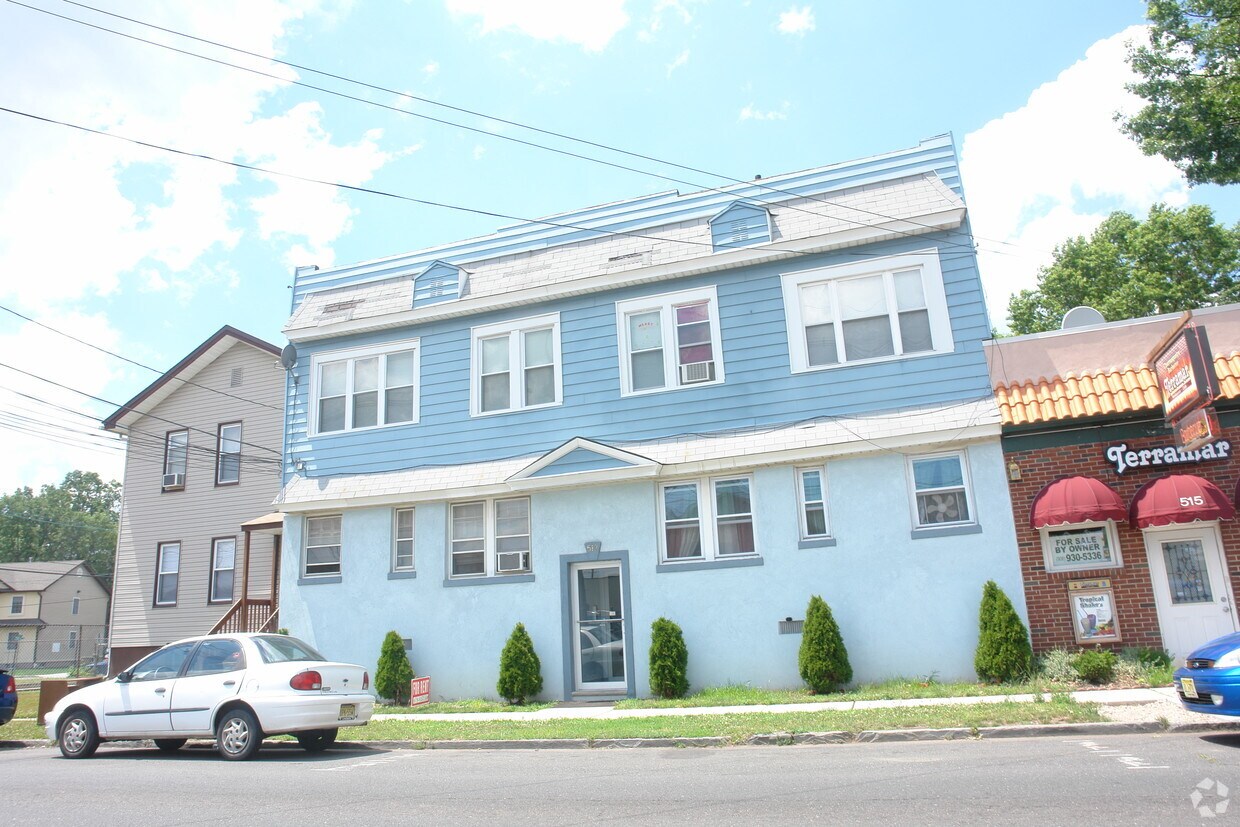Mularz Tavern Apartments in Linden, NJ