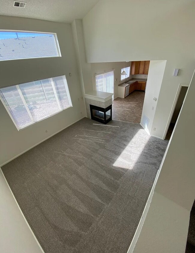 Foto del edificio - 134 S Elkhart St